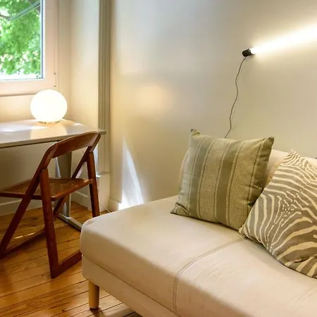 Evergreen Apartment *